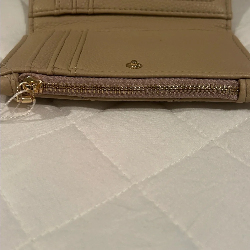 NWT H BY Halston Quilted Faux Leather Tan Wallet 6